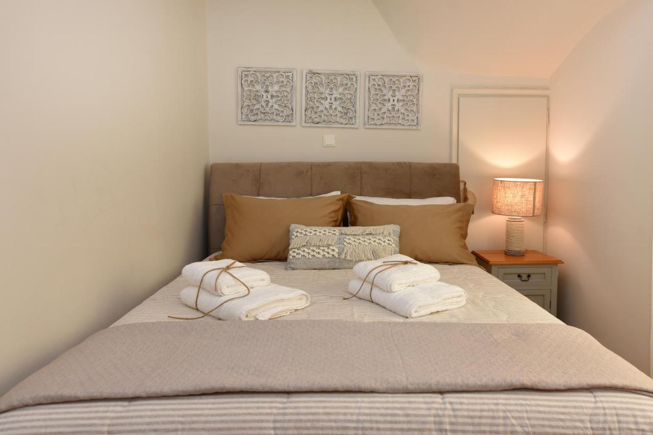 Almanza Apartment Syros Ermoupoli Bagian luar foto