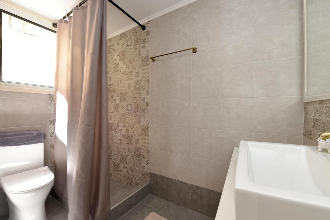 Almanza Apartment Syros Ermoupoli Bagian luar foto